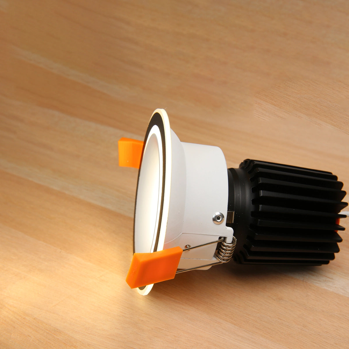 RF36 Black and White- Round fixed IP20 surface mount trim with white halo ring for X Series COB Modules